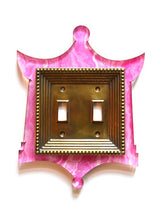 Load image into Gallery viewer, Acrylic + Brass | Pagoda Style, Pink Agate